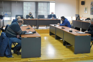 Συνεδρίαση για στήριξη επιχειρήσεων λόγω COVID-19