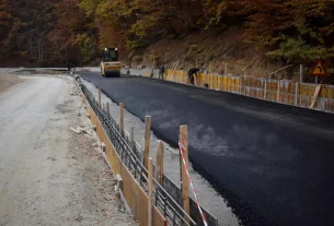 Ολοκληρώθηκε η αποκατάσταση του οδικού δικτύου στο 11ο χλμ της Εθνικής Οδού Φλώρινας - Πρέσπας