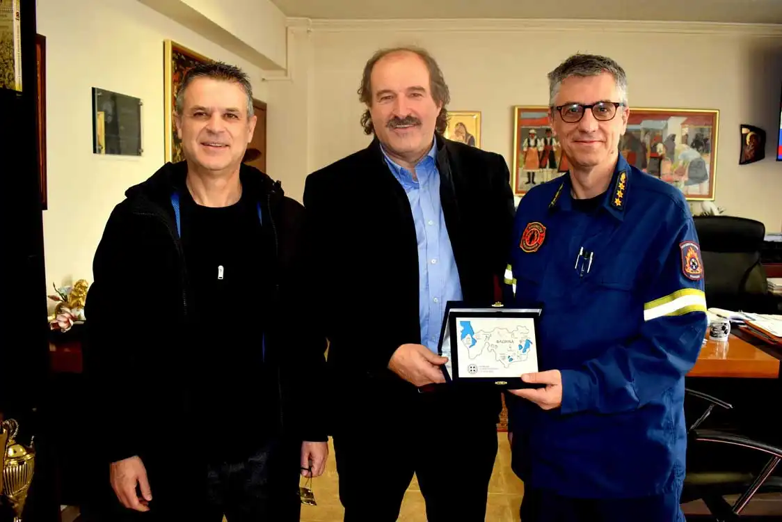 Εθιμοτυπική συνάντηση του Αντιπεριφερειάρχη Φλώρινας Αθανάσιου Τάσκα με τον νέο Διοικητή Πυροσβεστικών Υπηρεσιών Π.Ε. Φλώρινας